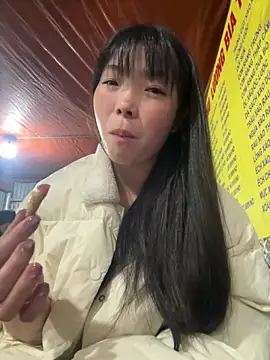 cuty lusy online show from March 15, 2:52 pm