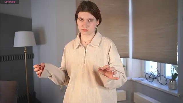 BelleHayton online show from February 12, 12:07 pm