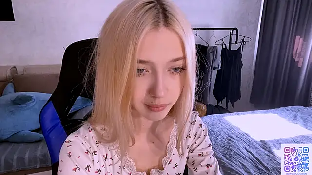 TaliCaan online show from April 5, 11:20 am