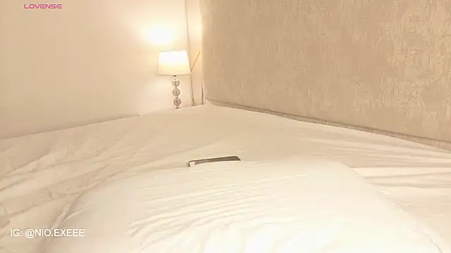 Nioki  online show from March 27, 6:15 am