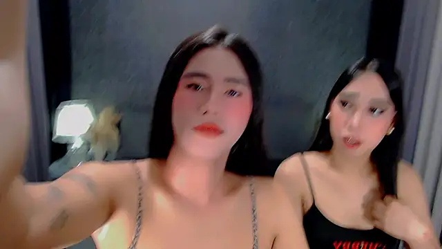 saphira fucks online show from February 23, 6:40 pm