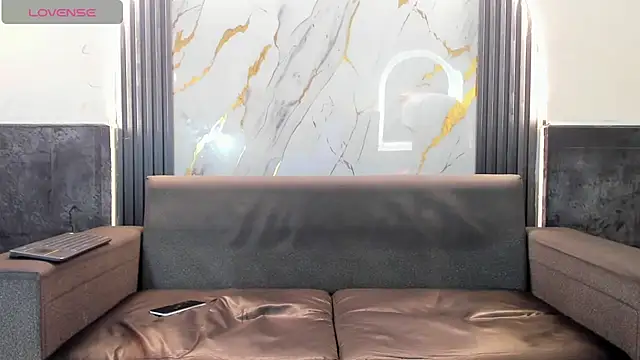 Isaak 26 online show from April 14, 11:32 am