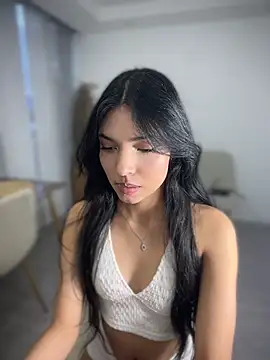 jadelaurent online show from July 26, 11:01 pm