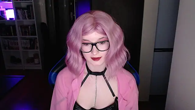 LunaXcherry online show from March 26, 7:04 pm