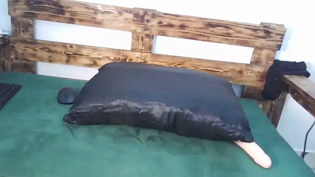 elfaty online show from March 17, 5:44 am