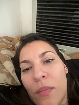 justinahallo online show from March 27, 8:42 pm