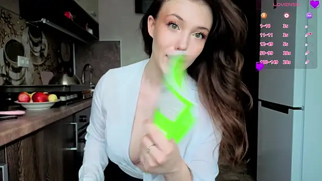 amelyay online show from July 21, 1:45 pm