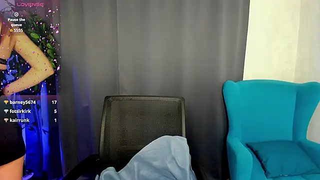 little  isabel online show from April 10, 6:30 am