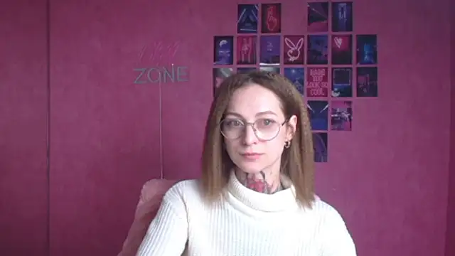 Esmi Winter online show from February 13, 7:21 am