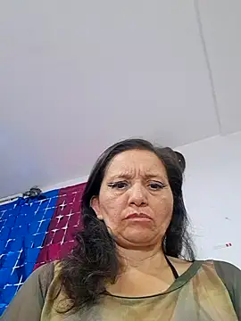 Alexamontiel  online show from March 26, 1:30 am