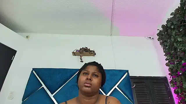 AlexaRousse4u online show from April 1, 2:12 am