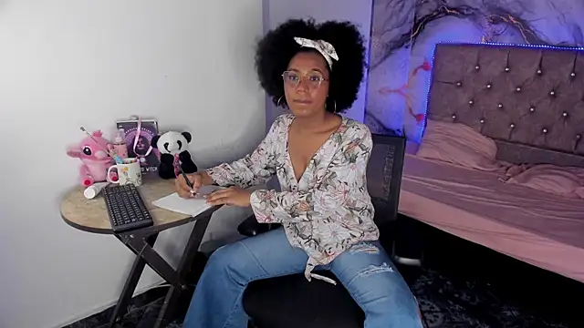 CataleyaMoon  online show from April 13, 8:31 pm