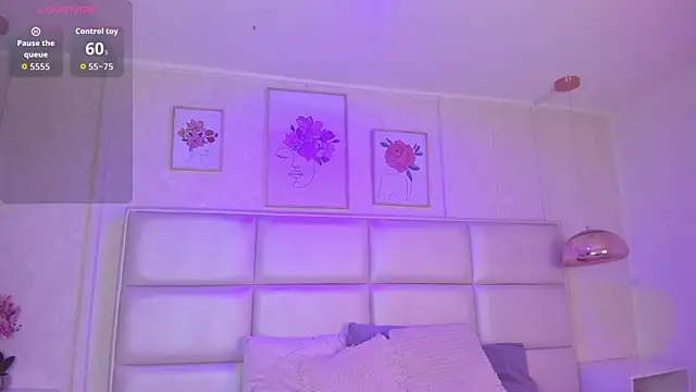 Xara u online show from April 7, 8:33 pm