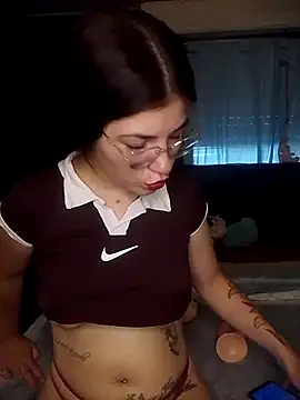 Luna33- online show from February 25, 10:08 pm