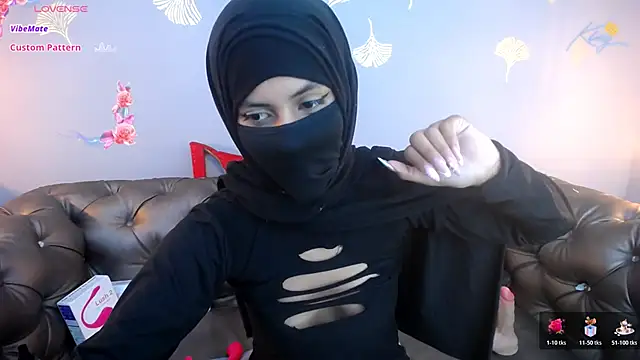 zahra zaid online show from April 18, 7:58 pm