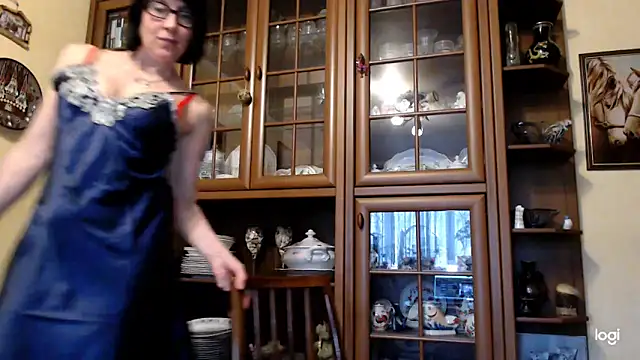 Vlastelina online show from April 4, 1:43 pm