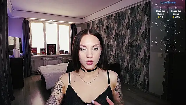 Snapshot of comeherehoney chatting on February 25, 12:26 pm comeherehoney online show from February 25, 12:26 pm