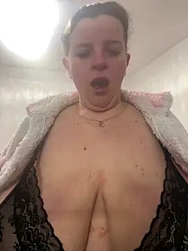 Laura-Loveyou online show from February 27, 6:08 pm