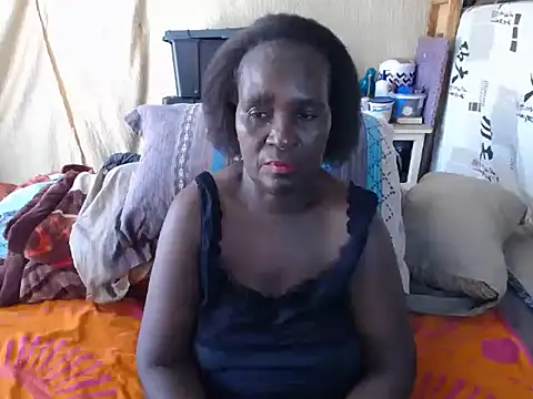 NaughtygrannieXX online show from February 11, 9:33 am