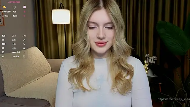 honey kors online show from April 7, 11:51 pm