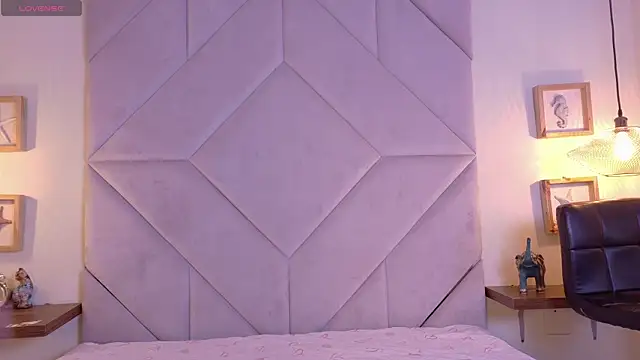 Sateh and Hikary online show from April 1, 8:50 pm