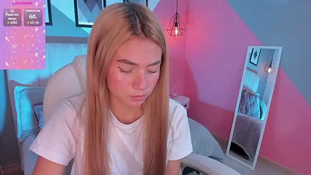 Chris Velvett online show from March 31, 8:53 pm