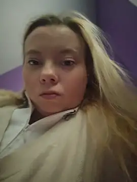 ShySweetheart online show from March 28, 9:57 pm