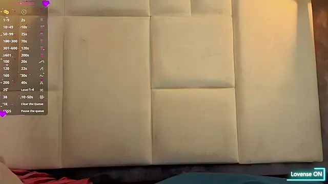 Snapshot of sara_puerta__ chatting on February 18, 7:35 pm sara puerta online show from February 18, 7:35 pm