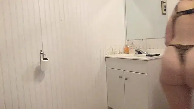 Girlnextdoor242 online show from March 13, 4:14 am