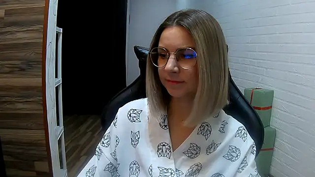 IceMayes online show from March 13, 7:04 pm