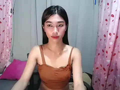 katrina bigcock69 online show from April 20, 11:35 am