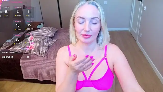 MonikaFoxys online show from February 20, 6:01 am