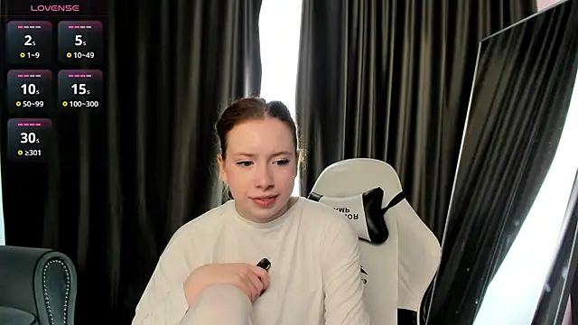 StellaBev online show from April 12, 9:06 pm