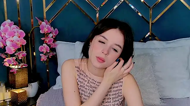 LanaLedger online show from March 22, 10:54 am