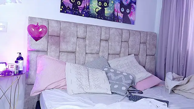 MiiaBlumm  online show from February 24, 6:06 pm