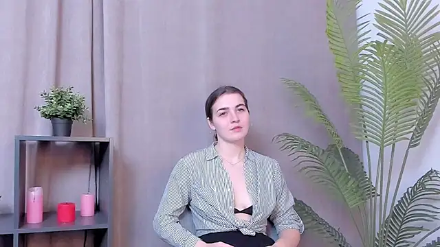 ShalaBethay online show from February 18, 6:29 pm