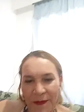 charlotte milf30 online show from April 5, 9:14 pm