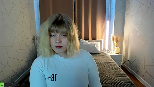 luna c0ra online show from March 15, 1:29 am