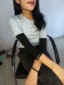 tanzum khan3202 online show from March 22, 8:31 am