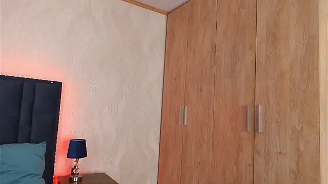 LucyDeLuca online show from March 6, 8:31 am