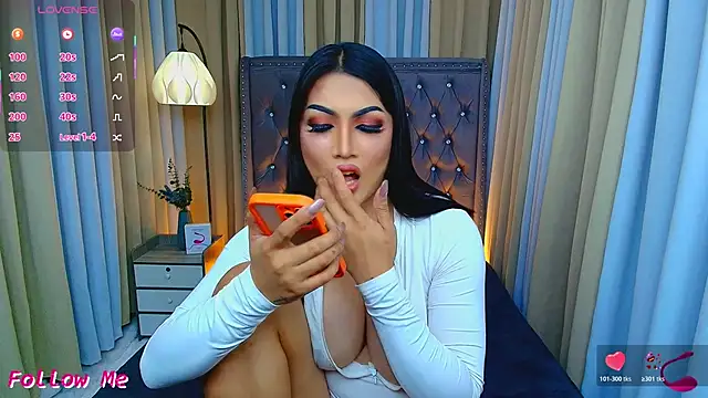 Laureen Hilton online show from March 14, 1:01 pm