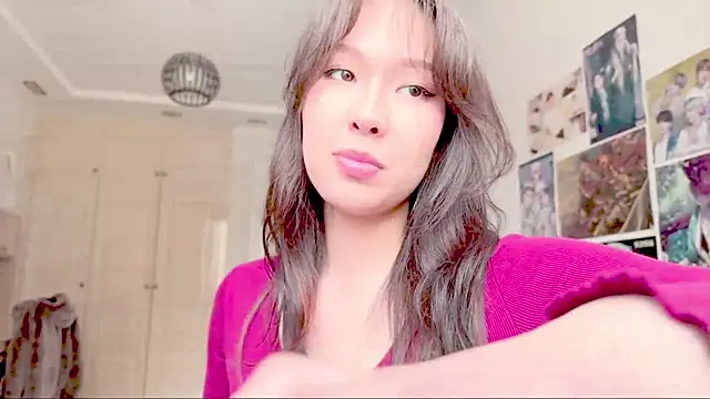 HannaOreo online show from March 13, 8:48 am