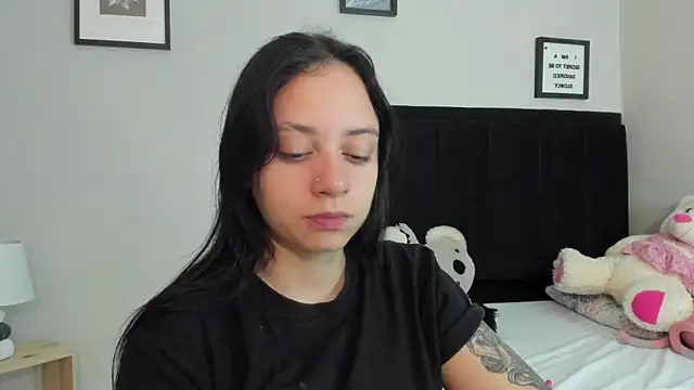 sabbrand0111 online show from April 12, 12:14 am