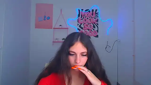 KissMeJulia online show from July 11, 11:32 am