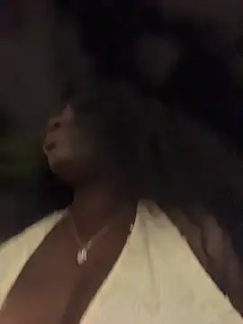 ZarahFerreira online show from June 3, 12:12 am