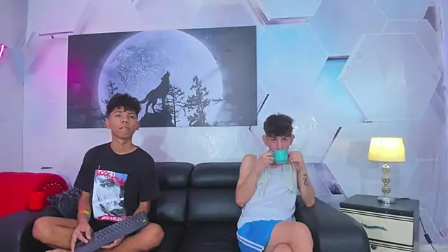 Spicy guys online show from March 30, 1:11 pm