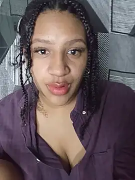 gigiblue89 online show from June 2, 9:54 am