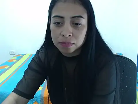 karla-hank online show from April 21, 2:02 pm