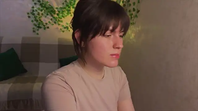 rinamandarina online show from April 14, 1:33 pm