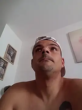 morenitoymorena online show from July 28, 2:35 pm